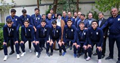 صبح امروز؛ دیدار تیم ملی والیبال دانش‌آموزی ایران با رهبر انقلاب
