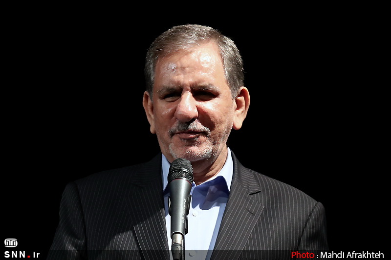 همه دعوتند به جز دانشجویان/ آقای جهانگیری؛ چرا دانشگاه سیستان و بلوچستان را به عنوان بیلبورد فعالیتهای سیاسیتان انتخاب میکنید؟