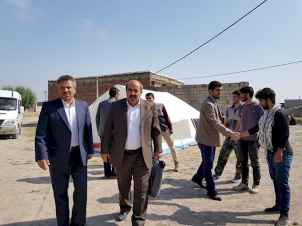 تیتر صبح فردا////توسعه حاشیه نشینی اردبیلی&zwnj;ها در اثر سوءمدیریت شهری /درمان درد&zwnj;های حاشیه نشینان اردبیلی در دستان مدیران و مسئولان است