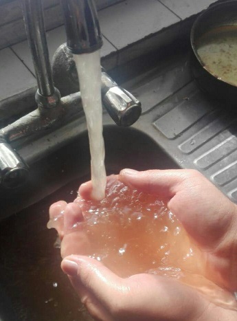 دست و پنجه نرم کردن دانشجویان با امتحانات در اتاق&zwnj;های سرد خوابگاه/ برخی دانشجویان طاقت سرمای ارومیه را ندارند!