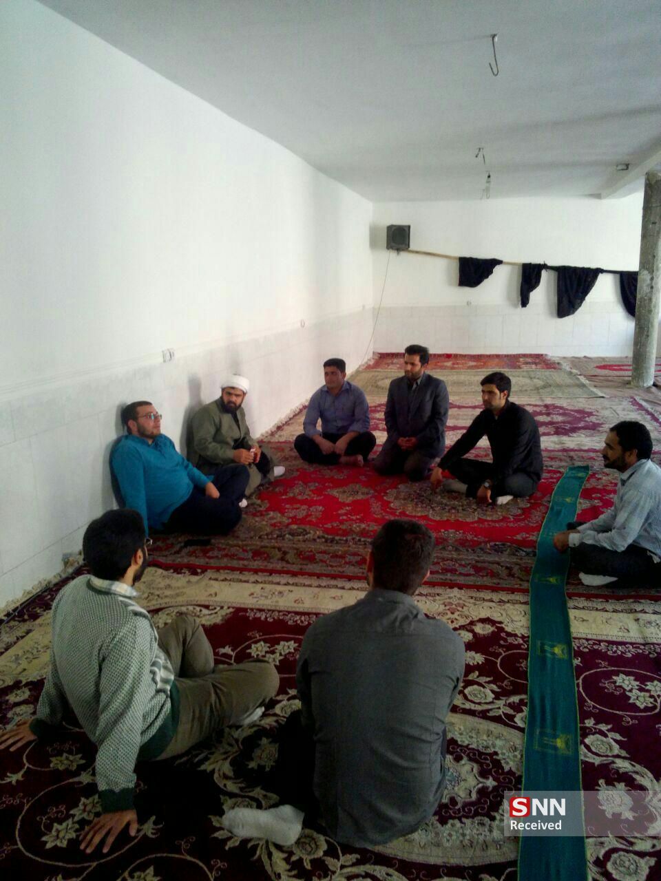 /بماند/ مدیر جهادی ندایم و بحث اشراف گری رواج دارد/ مسئولانی از دل گروههای جهادی برخواستند /بماند/ مدیر جهادی ندایم و بحث اشراف گری رواج دارد/ مسئولانی از دل گروههای جهادی برخواستند