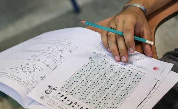 شوکه شدم/ پزشکی یا داروسازی تهران را انتخاب میکنم