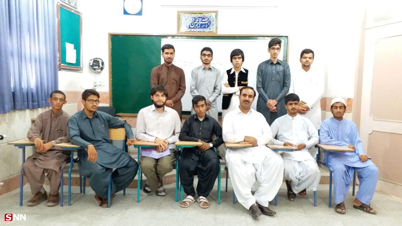 همکلاسیهای سراوانی که به دانشکده پزشکی راه یافتند/ از دبیرستان شهید مطهری تا دانشگاه علوم پزشکی زاهدان همکلاسیهای سراوانی که به دانشکده پزشکی راه یافتند/ از دبیرستان شهید مطهری تا دانشگاه علوم پزشکی زاهدان