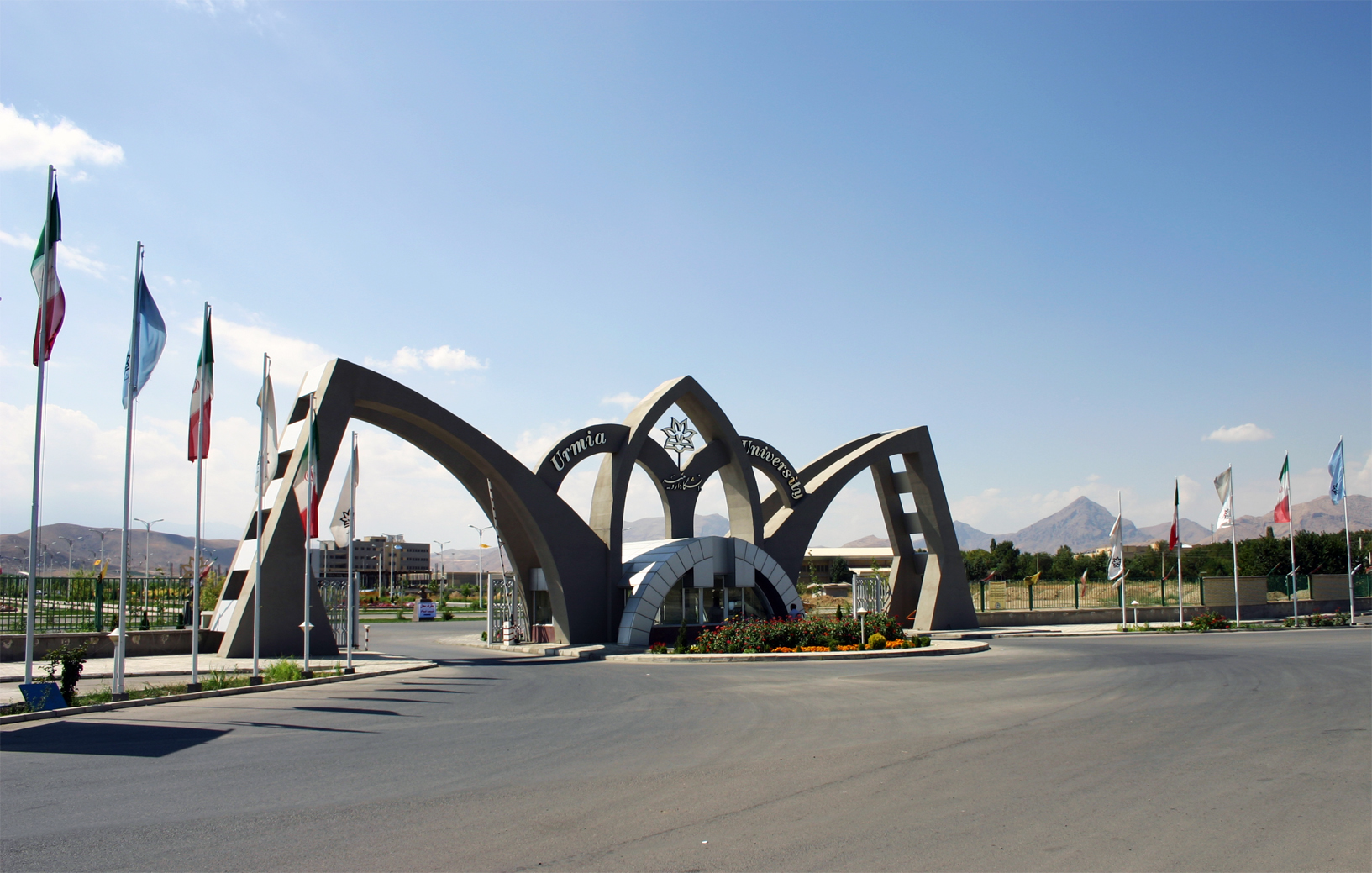 دانشگاه ارومیه جعلی بودن مدرک دبیر ستاد احیای دریاچه ارومیه را تایید کرد/ سرخوش: یک ساعت هم در دانشگاه ارومیه درس نخواندهام