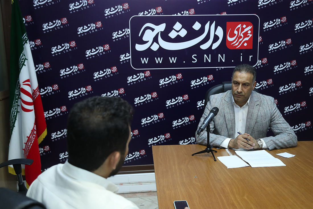 محمدنژاد: مشکلات اقتصادی ما درونی است نه بیرونی! / اثرات ضعف ساختار داخلی بر تجارت؛ از کارت بازرگانی تا ارز دولتی محمدنژاد: مشکلات اقتصادی ما درونی است نه بیرونی! / اثرات ضعف ساختار داخلی بر تجارت؛ از کارت بازرگانی تا ارز دولتی