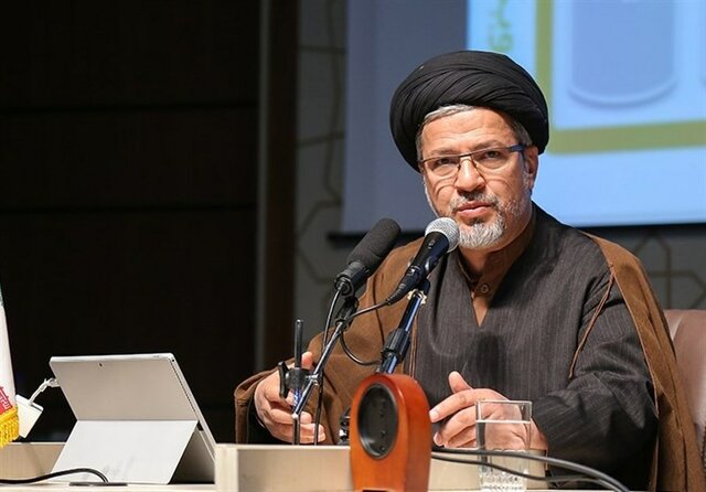 دبیر شورای عالی انقلاب فرهنگی از تلاش اساتید و معلمان تقدیر کرد