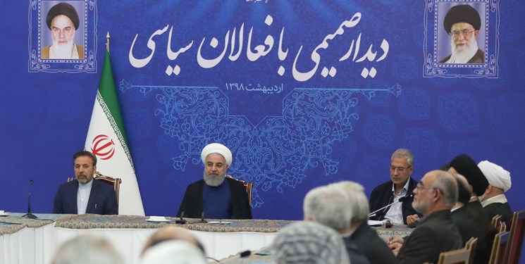 جواب قاطع واعظی به سخنان غیر مسئولانه روحانی/ برخی از دولتها وقتی ناکارآمد میشوند از قانون اساسی ایراد میگیرند! جواب قاطع واعظی به سخنان غیر مسئولانه روحانی/ برخی از دولتها وقتی ناکارآمد میشوند از قانون اساسی ایراد میگیرند!