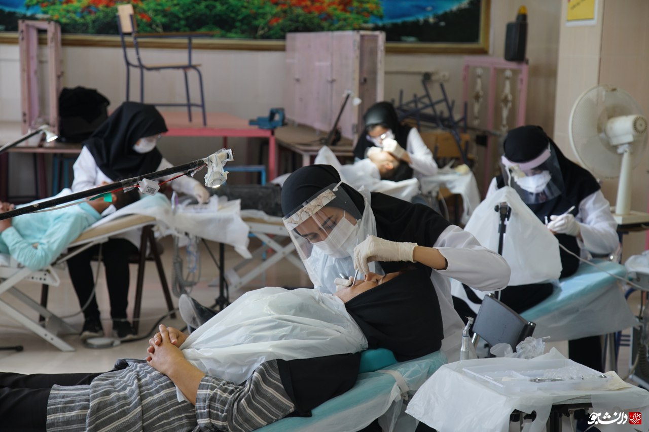 بماند////کارشکنی مراکز بهداشت ۱ و ۳ مشهد در اردو‌های جهادی دندانپزشکی