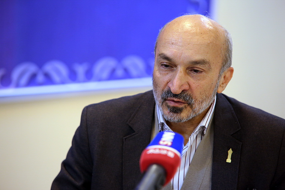 دانشجویان مناطق محروم دانشگاه علمی کاربردی تخفیف شهریه میگیرند / صدور کارت یارانه تغذیه برای این دانشجویان