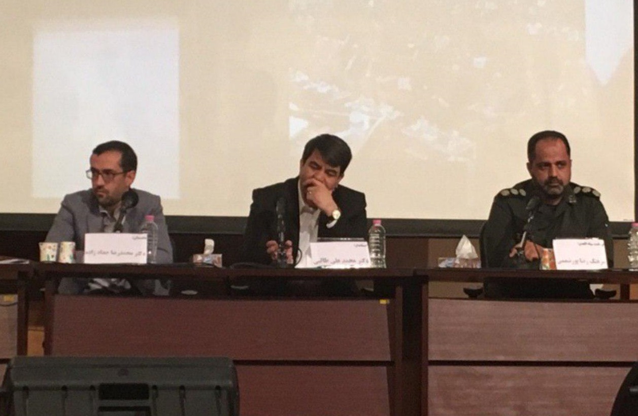 لید مشکل داره؟؟/دانشجویان یزدی در نشستی با مسئولان عالی رتبه استان ۹ مورد مهم را مطالبه کردند لید مشکل داره؟؟/دانشجویان یزدی در نشستی با مسئولان عالی رتبه استان ۹ مورد مهم را مطالبه کردند