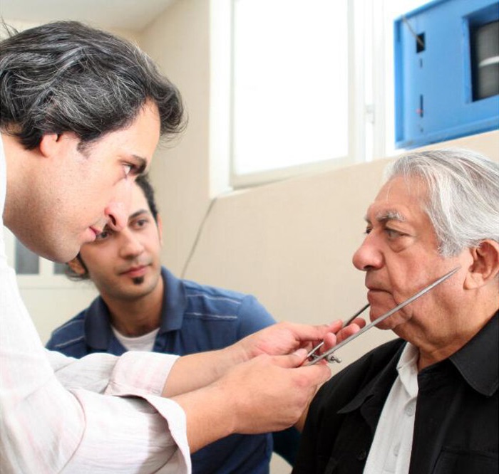 پاسخ یک مجسمه&zwnj;ساز به سردیس&zwnj;های بد از سپهبد سلیمانی