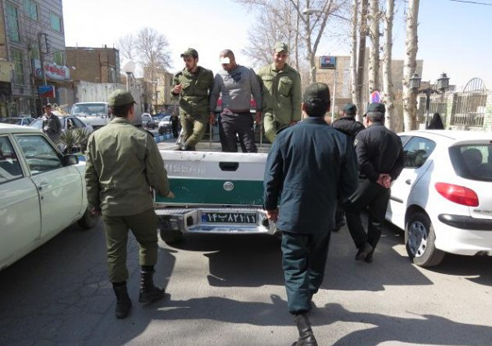 دستگیری دوباره متهمی که ۳ ماه پیش به جرم شرارت در شهر چرخانده شد+ عکس