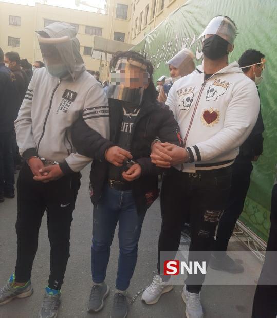 دستگیری مجدد متهمی که ۳ ماه پیش به جرم شرارت در شهر چرخانده شد+ عکس دستگیری مجدد متهمی که ۳ ماه پیش به جرم شرارت در شهر چرخانده شد+ عکس