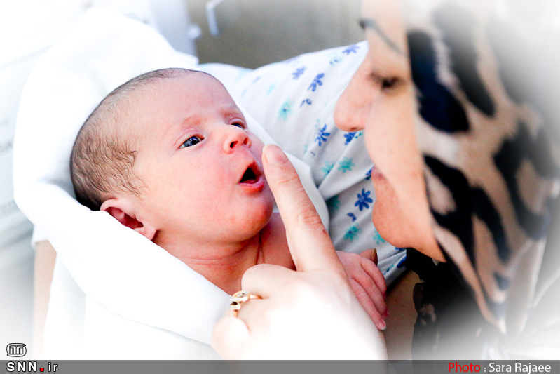 درمان ناباروری در گرو حمایتهای اقتصادی و فرهنگی/ بحران جمعیت در کشور متولی و صاحب میخواهد!