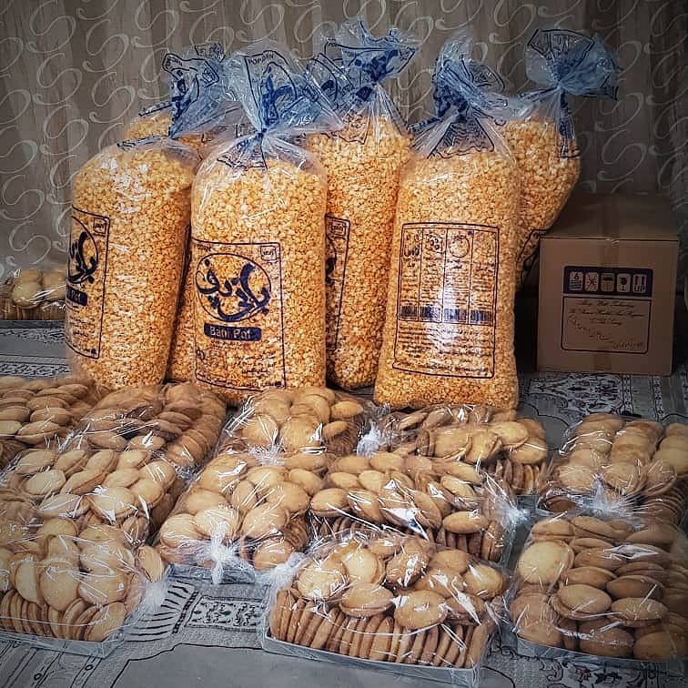 ۱۰۰۰ بسته ارزاق شب یلدایی در بین نیازمندان قمی توزیع شد + عکس