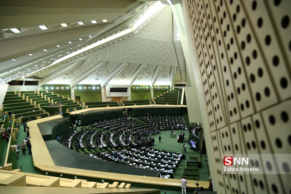 جلسه علنی مجلس به ریاست محمدباقر قالیباف آغاز شد/ ادامه رسیدگی به طرح اصلاح قانون انتخابات مجلس
