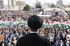 شکست ضدانقلاب برای تحریم استقبال از رئیسی در کردستان / گلایه دانشجویان از عدم برگزاری نشست با رئیس جمهور +فیلم