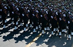 یگان‌های پیاده نیرو‌های ۴ گانه ارتش در رژه تهران شرکت کردند