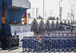 یگان‌های پیاده نیرو‌های ۴ گانه ارتش در رژه تهران شرکت کردند