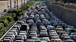 آغاز ترافیک صبحگاهی تهران/ افزایش ترافیک در معابر بزرگراهی