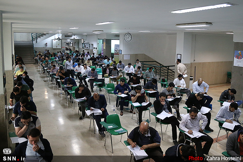 ثبت‌نام آزمون استخدامی دستگاه‌های اجرایی تا ۹ بهمن ادامه دارد/ ۷۰ موسسه غیرانتفاعی از پذیرش دانشجو منع شدند