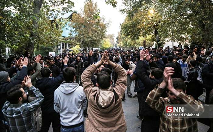 راه چپ، راه راست / روایتی از دو روز شلوغ دانشگاه تهران