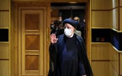 رئیس جمهور رئیسی برای قرائت سوگند وارد مجلس شورای اسلامی شد