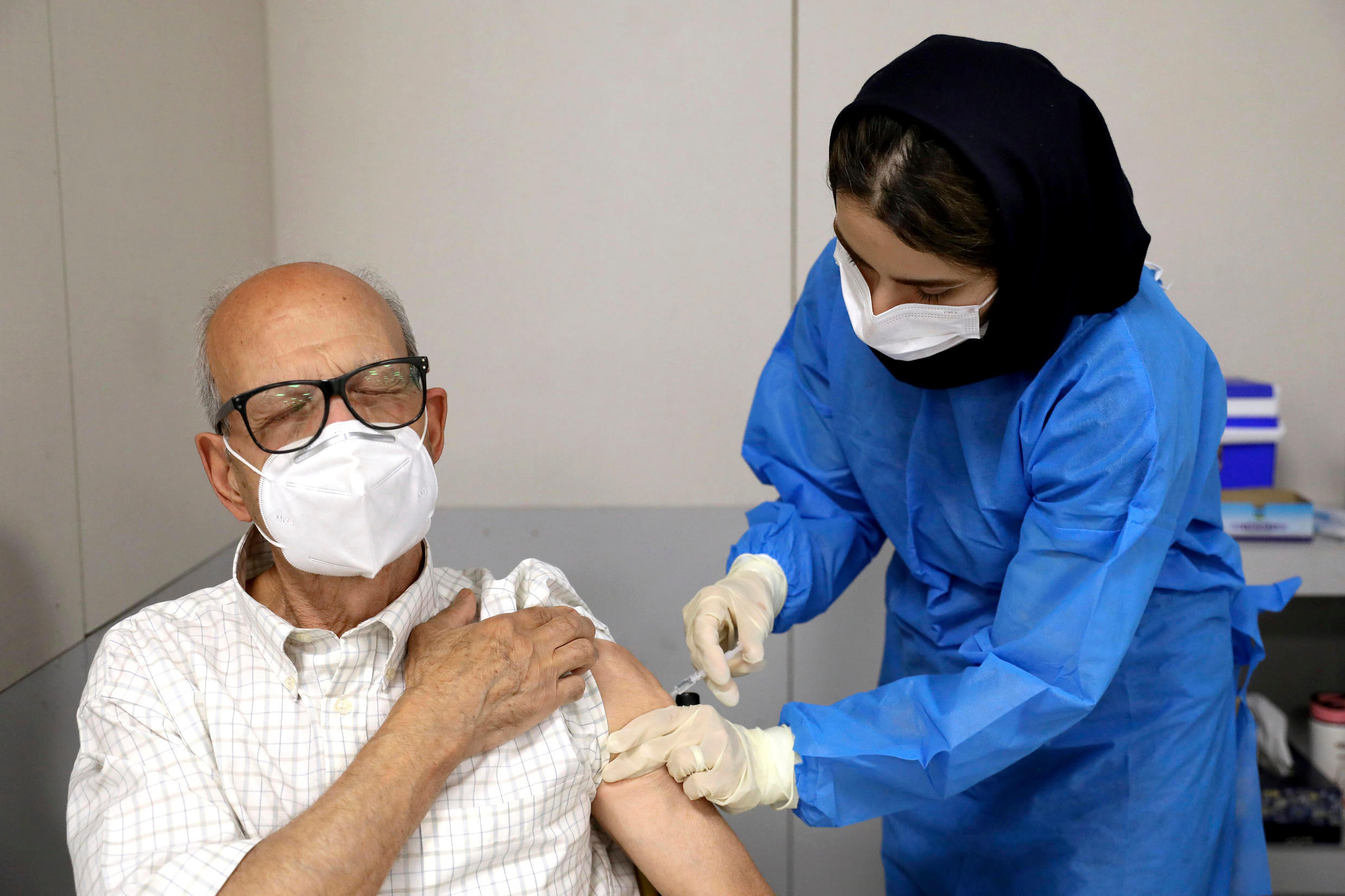 ۳۰ درصد جمعیت استان بوشهر علیه کرونا واکسینه شدند