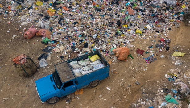 تهدید سلامت مردم یاسوج با دفع غیراصولی زباله / پایتخت طبیعت ایران در محاصره زباله‌ها