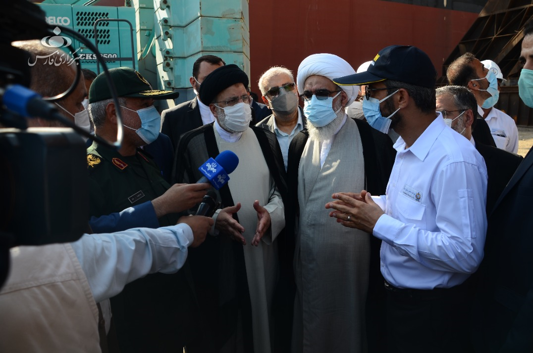 بازدید رئیس جمهور از شرکت صدرا در بوشهر + تصاویر