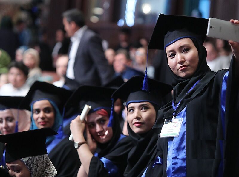 دانشگاه علوم پزشکی ایران از ادامه تحصیل دانشجویان افغانستانی حمایت می‌کند