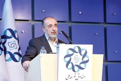 انتقاد تند رئیس صندوق توسعه ملی از رئیس اتاق بازرگانی ایران