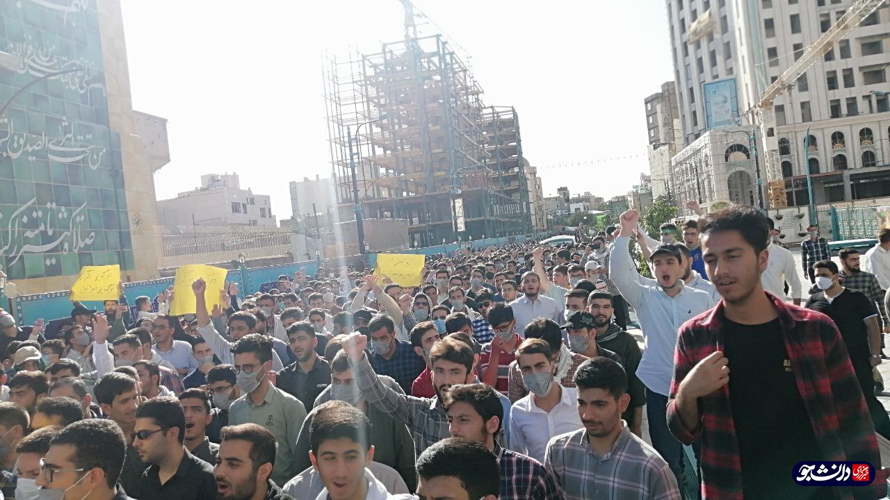 تجمع دانشجویان مشهدی در محکومیت عادی سازی روابط کشور‌های عربی با رژیم صهونیسیتی