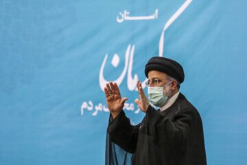 برای ساعت ۱۲ ظهر کوک شود/////بیانیه جمعی از جریانات دانشجویی استان کرمان در اعتراض به عدم دعوت از تشکل‌ها در دیدار نخبگان با رئیس جمهور