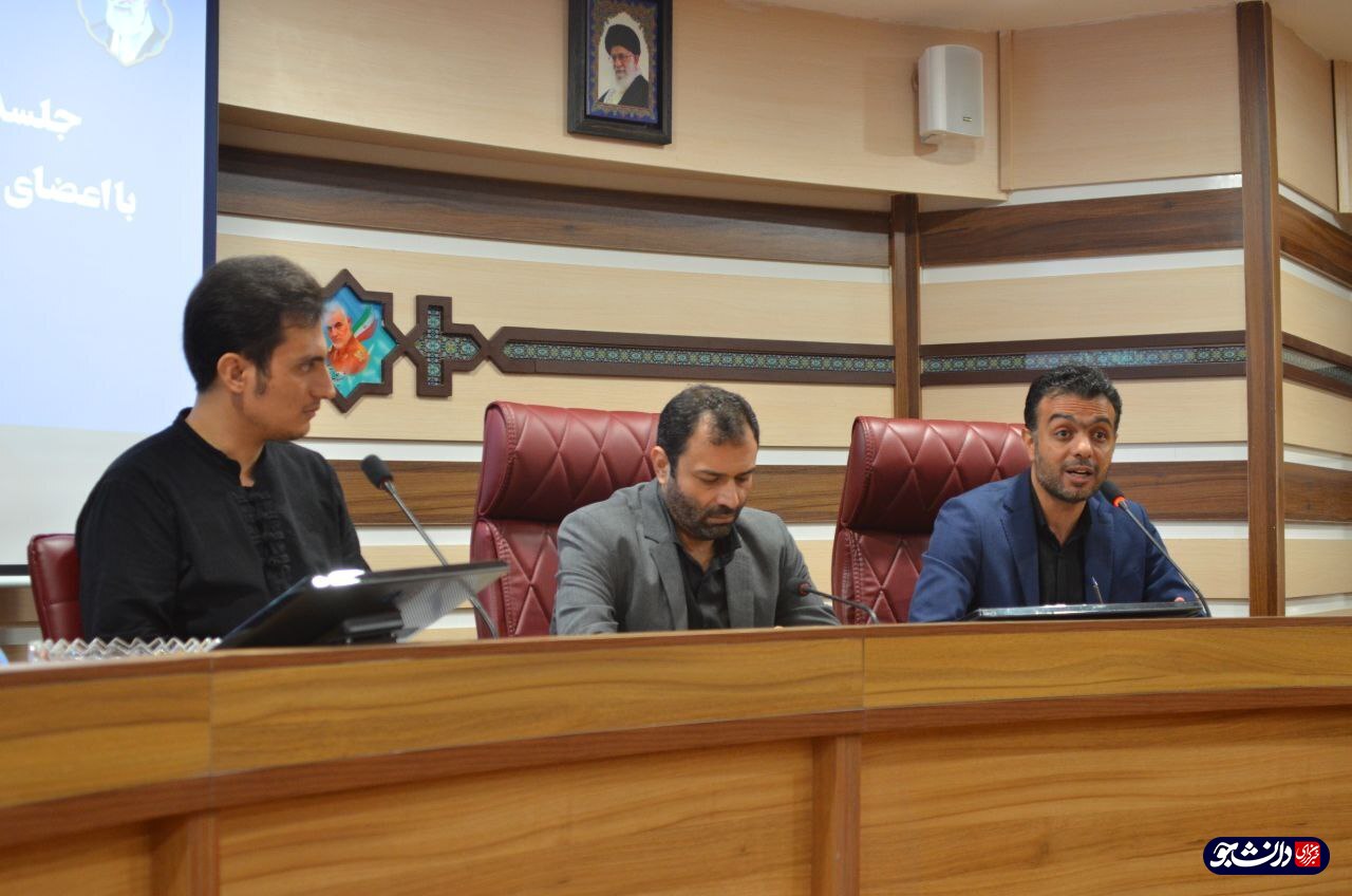 پنجشنبه//// اولین جلسه مطالبه گری دانشجویی با اعضای شورای شهر کرج برگزار شد