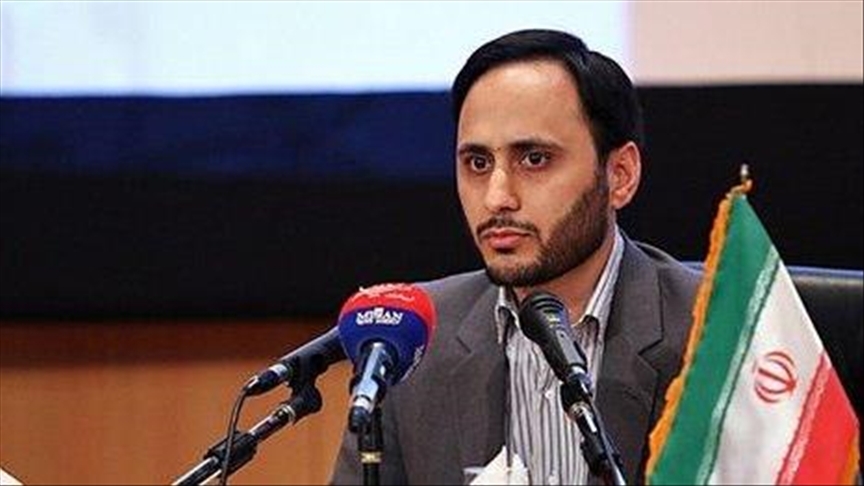 سخنگوی دولت پاسخگوی سوالات دانشجویان مشهدی باشد