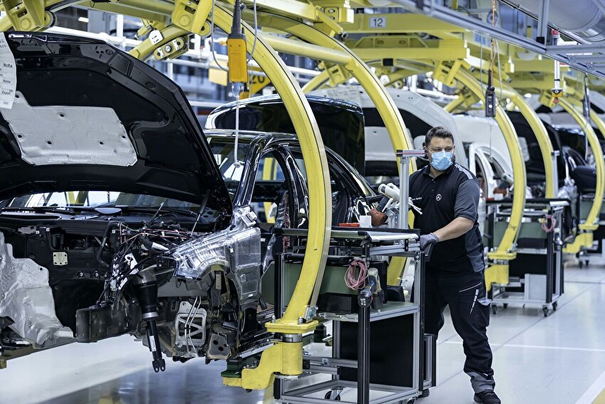 تولید خودروسازان داخلی به حدود ۱.۳ میلیون دستگاه رسید