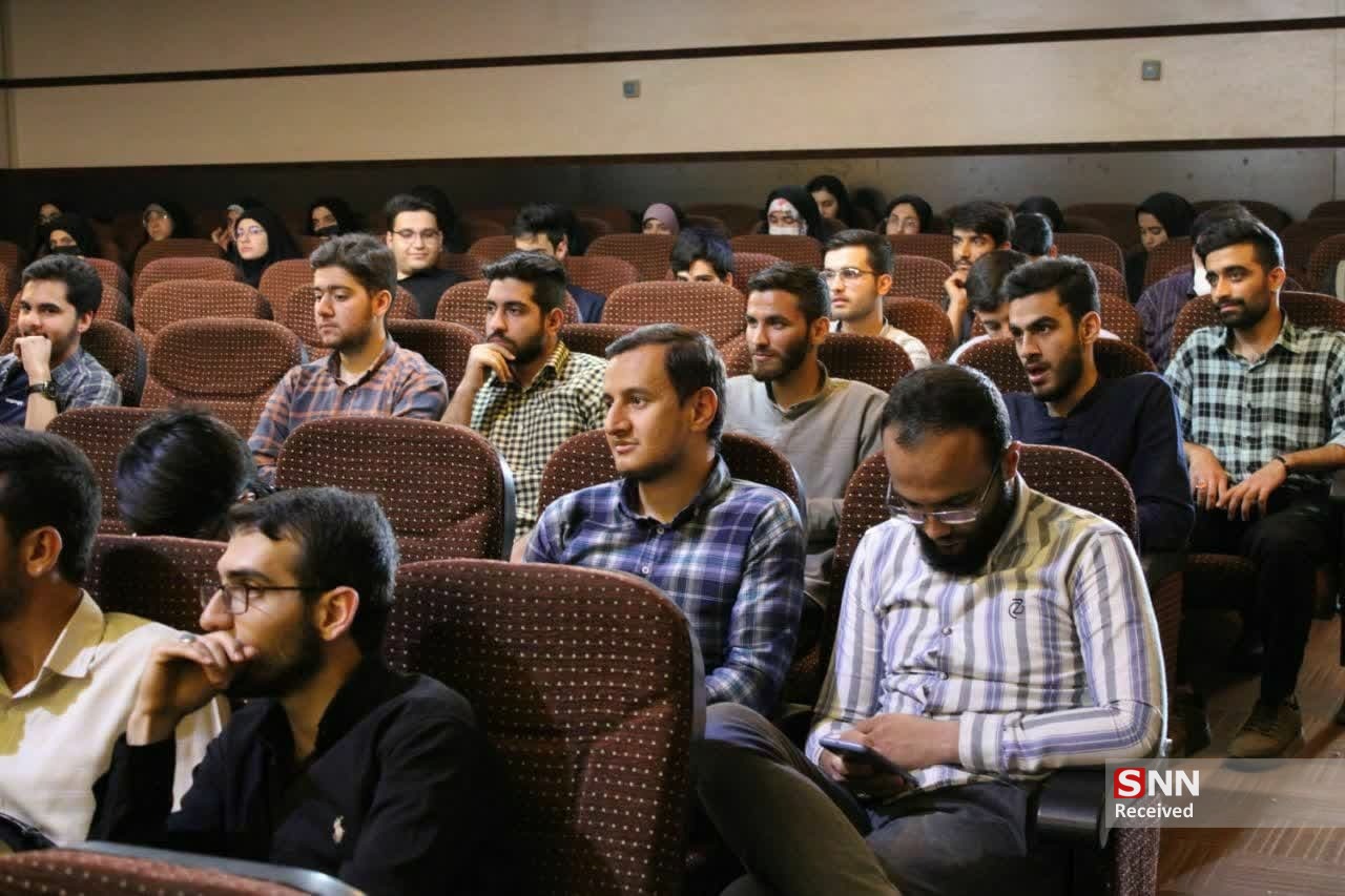 کرسی آزاداندیشی «پوشش، قانونی یا اختیاری» در دانشگاه شهید رجایی برگزار شد + عکس