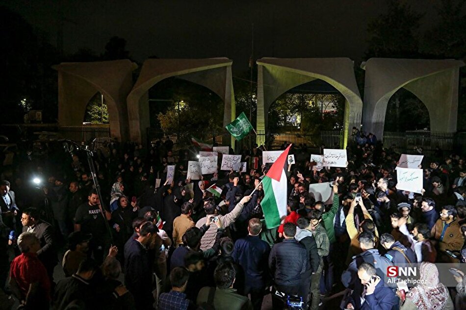 تجمع مردم تهران در حمایت از حمله به اسرائیل