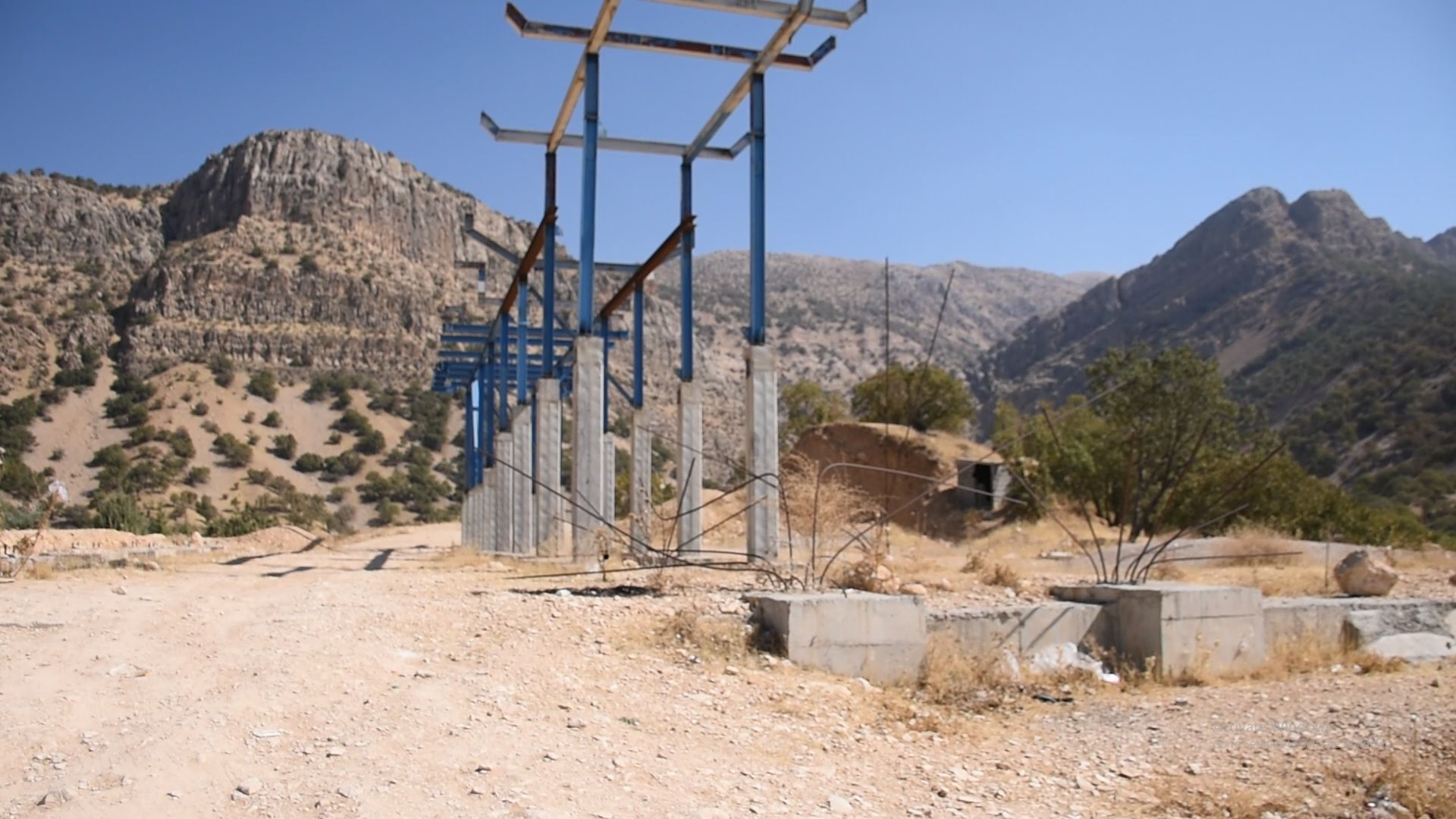 تلکابین یاسوج؛ رؤیای معلق «پایتخت طبیعت ایران» در میان وعدهها و بلاتکلیفیها تلکابین یاسوج؛ رؤیای معلق «پایتخت طبیعت ایران» در میان وعدهها و بلاتکلیفیها