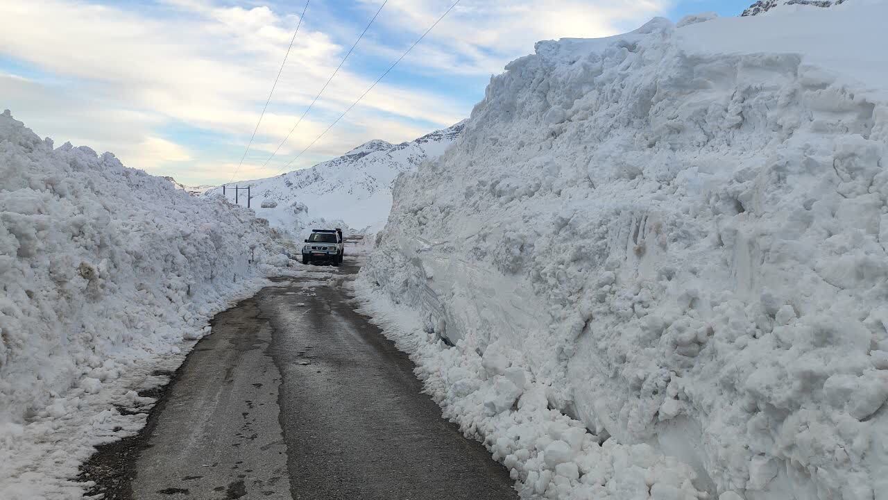 پس از ۵۰ ساعت نبرد بیامان؛ جاده روستایی لبد بازگشایی شد